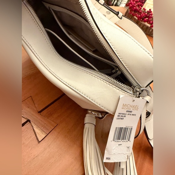 Michael Kors White Grand Medium Leather Shoulder Bag Cement NWT + Dust Bag - Picture 13 of 16